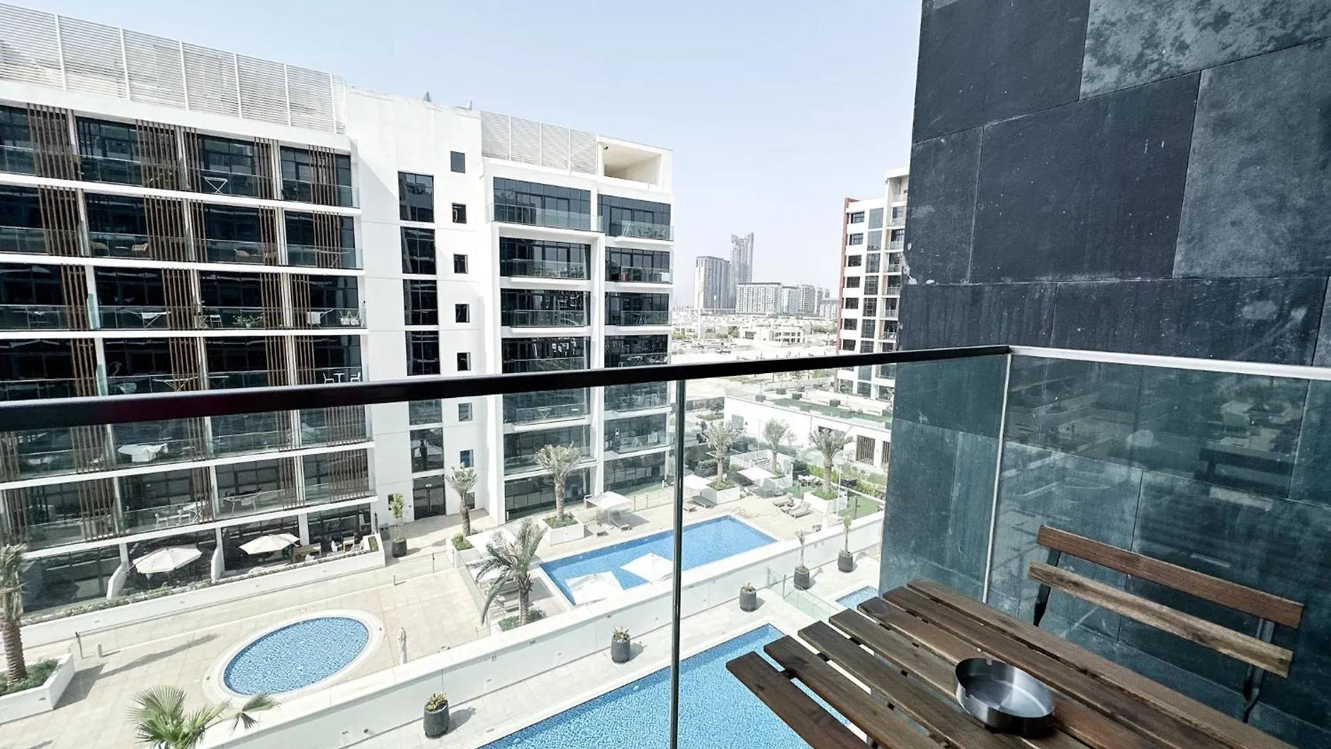 Easygo - Unbeatable Deals On Urban Rentals In Riviera 16 Dubai Apartment