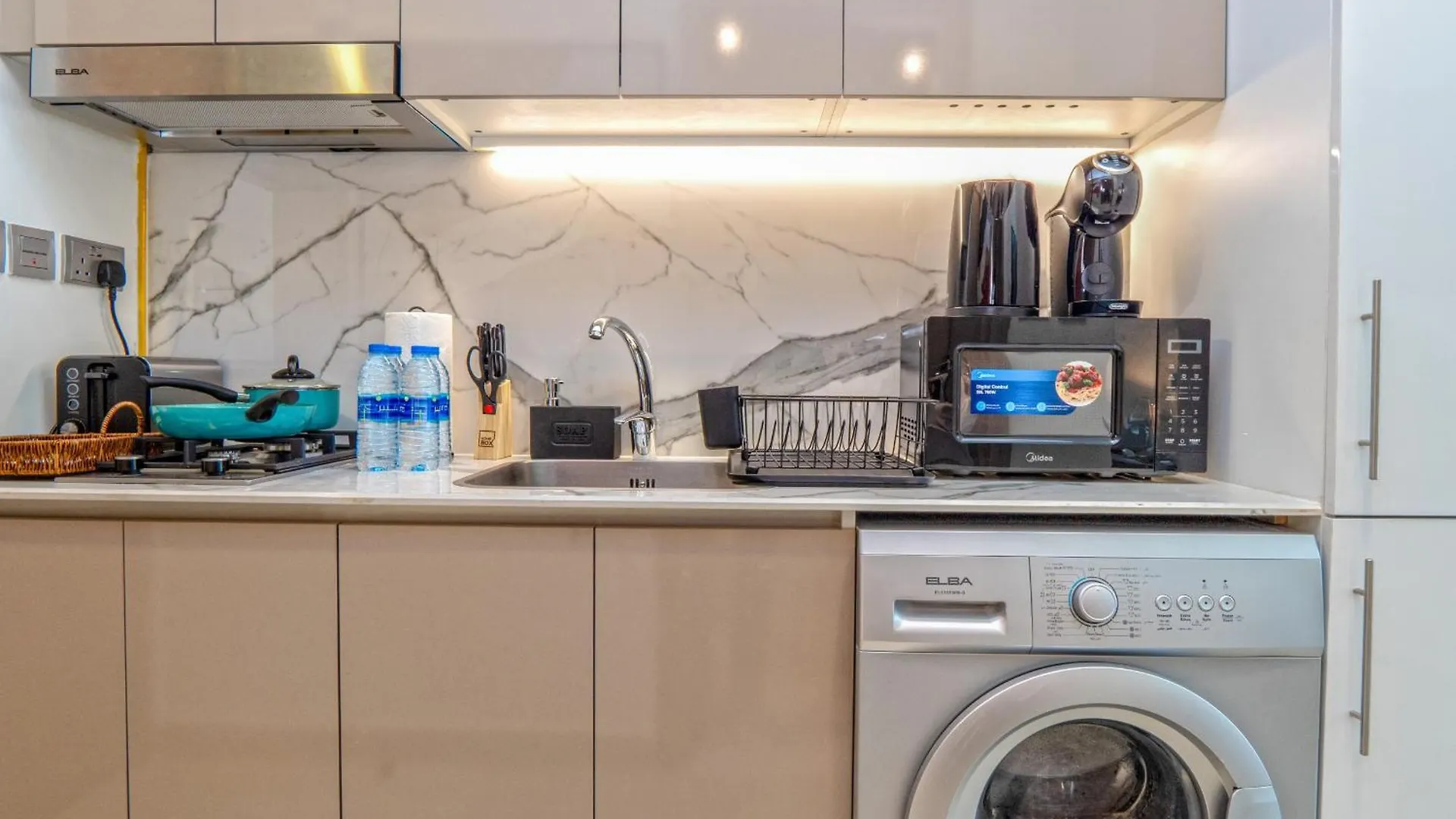 Easygo - Unbeatable Deals On Urban Rentals In Riviera 16 Dubai Apartment