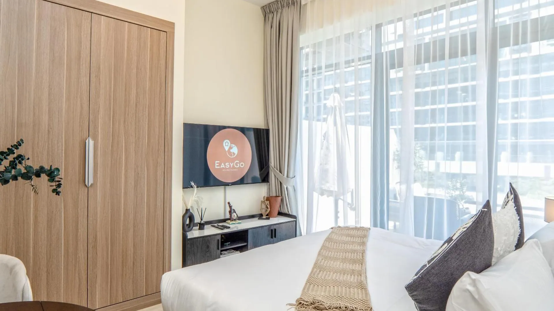 Easygo - Unbeatable Deals On Urban Rentals In Riviera 16 Dubaï Appartement