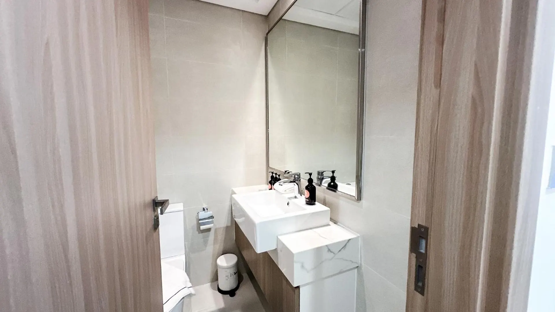 Easygo - Unbeatable Deals On Urban Rentals In Riviera 16 Dubaï