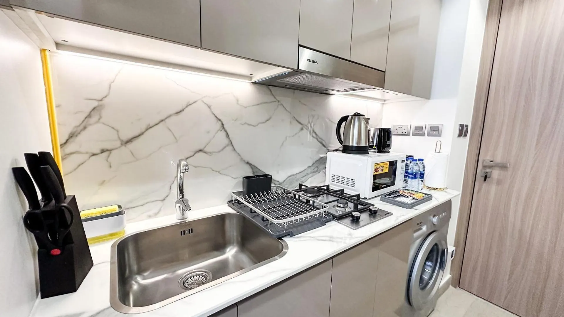 Easygo - Unbeatable Deals On Urban Rentals In Riviera 16 Dubaï Appartement
