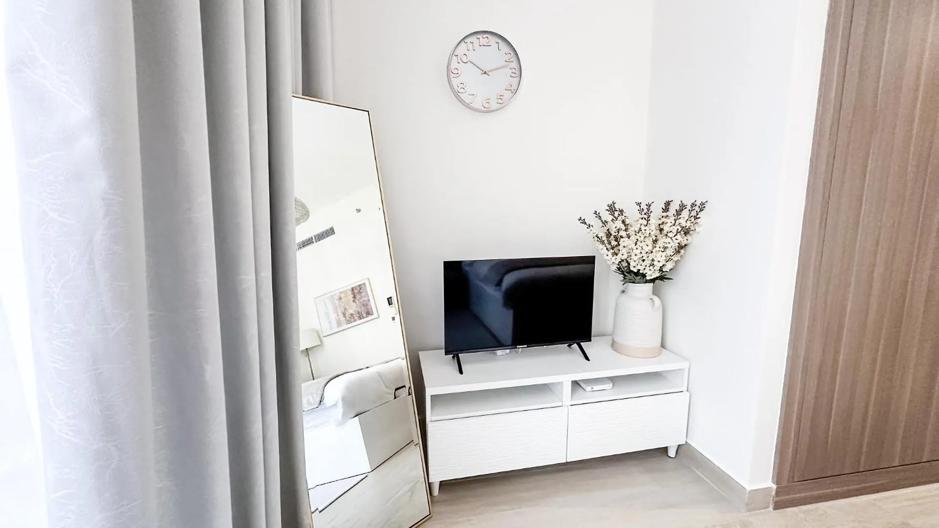 Easygo - Unbeatable Deals On Urban Rentals In Riviera 16 Dubaï 0*,  Émirats arabes unis